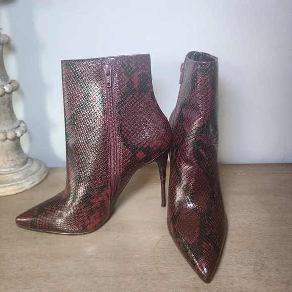 Aldo snake print ankle booties size 9 new without a box - Picture 4 of 8